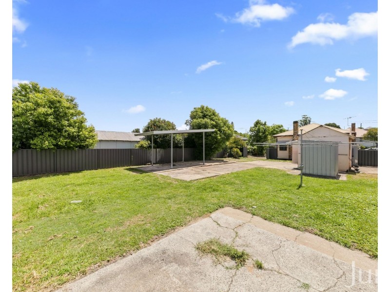 40 Boomerang Street, Cessnock NSW 2325