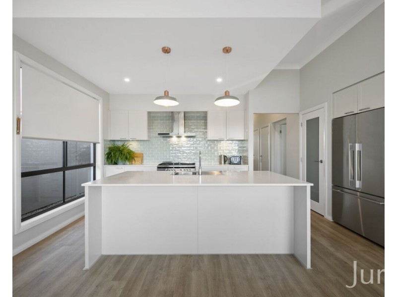 103 Tooze Circuit (Huntlee), North Rothbury NSW 2335