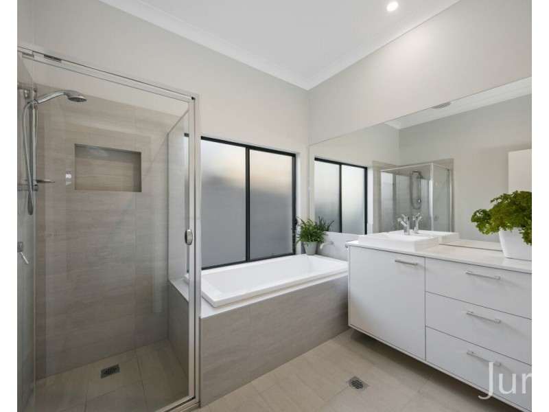 103 Tooze Circuit (Huntlee), North Rothbury NSW 2335