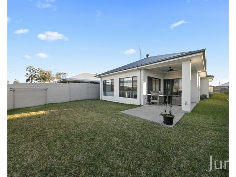 103 Tooze Circuit (Huntlee), North Rothbury NSW 2335