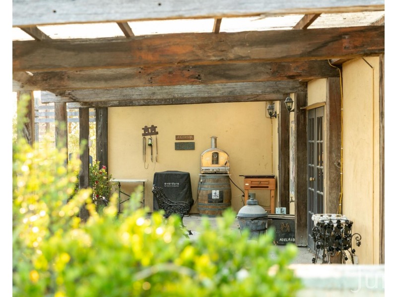 192 Wilderness Road, Lovedale NSW 2325