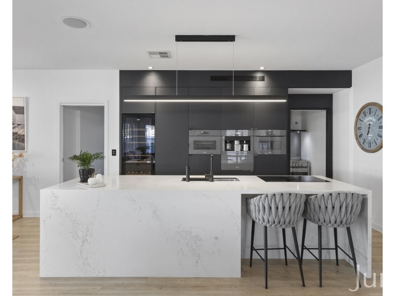 6 Haverty Avenue, North Rothbury NSW 2335