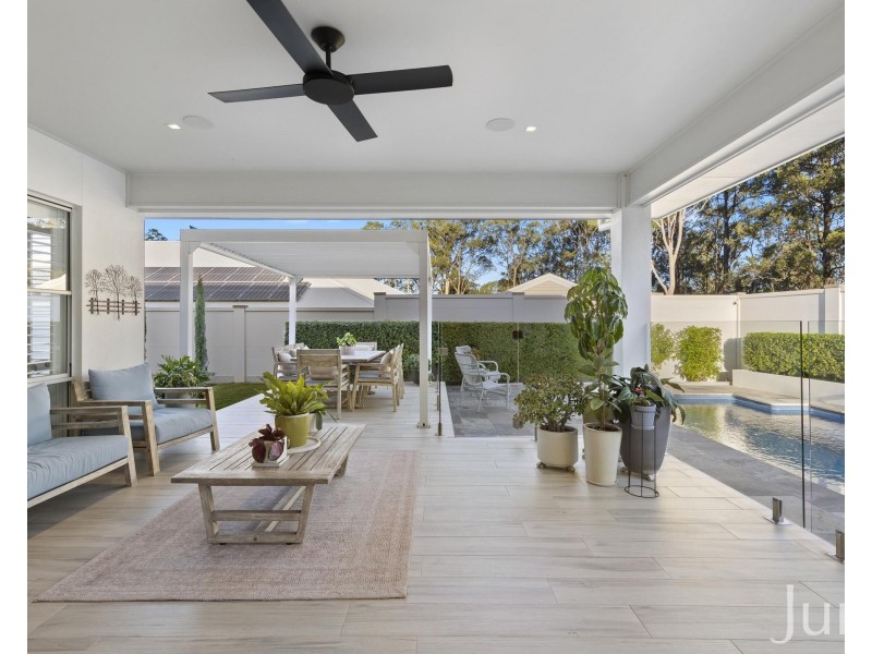 6 Haverty Avenue, North Rothbury NSW 2335