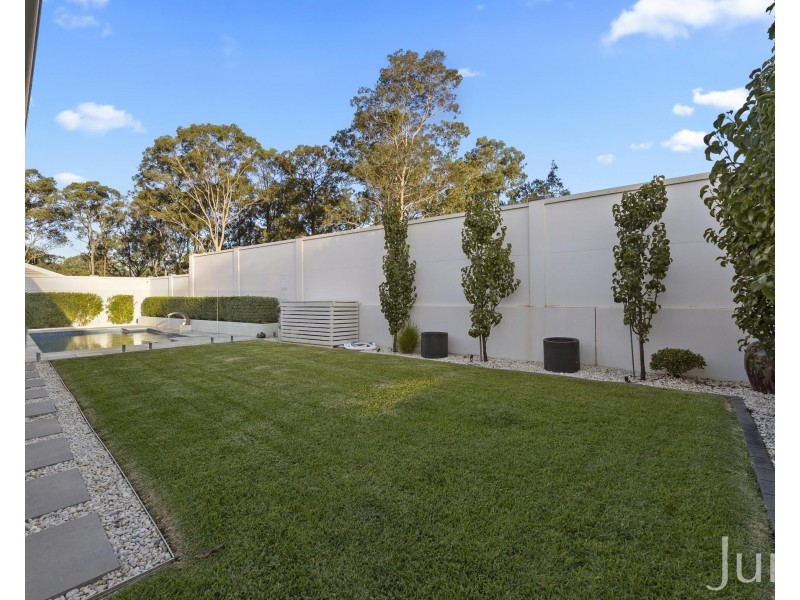 6 Haverty Avenue, North Rothbury NSW 2335