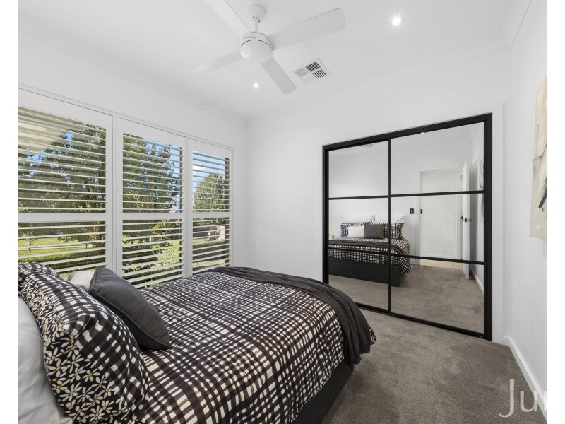 6 Haverty Avenue, North Rothbury NSW 2335