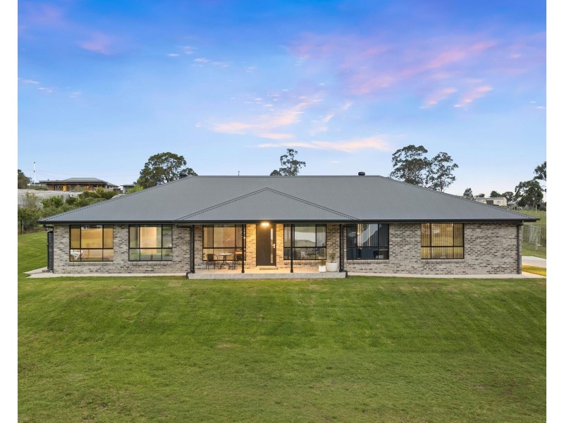 49 Eleventh Avenue, Millfield NSW 2325