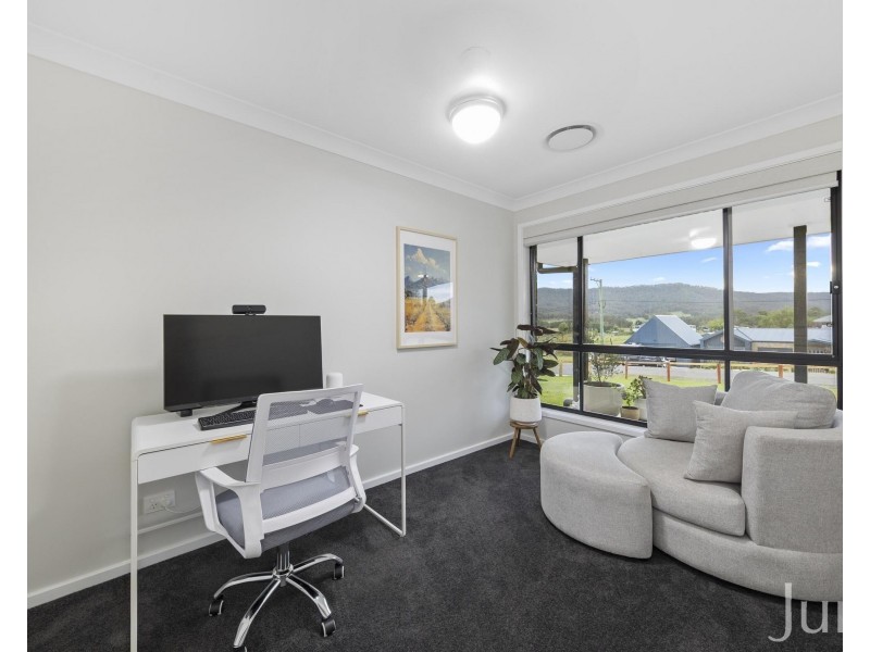 49 Eleventh Avenue, Millfield NSW 2325