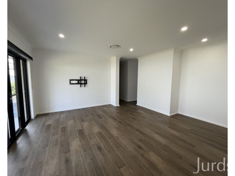 18 Peachy Avenue, North Rothbury NSW 2335