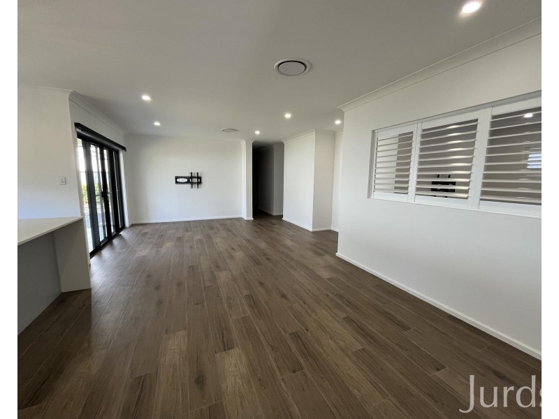 18 Peachy Avenue, North Rothbury NSW 2335