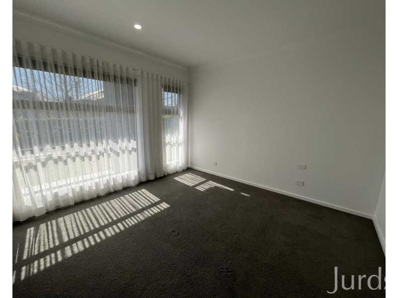 18 Peachy Avenue, North Rothbury NSW 2335