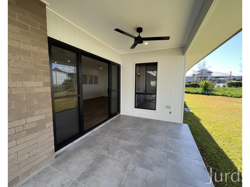 18 Peachy Avenue, North Rothbury NSW 2335