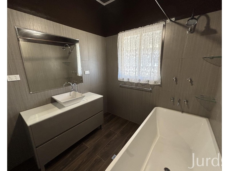 16 Second Street, Millfield NSW 2325