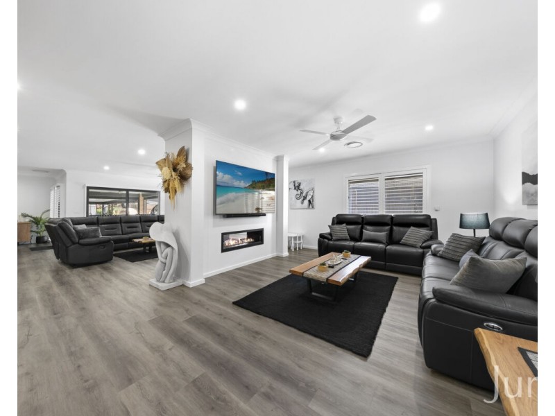 49 Talleyrand Circuit, Greta NSW 2334