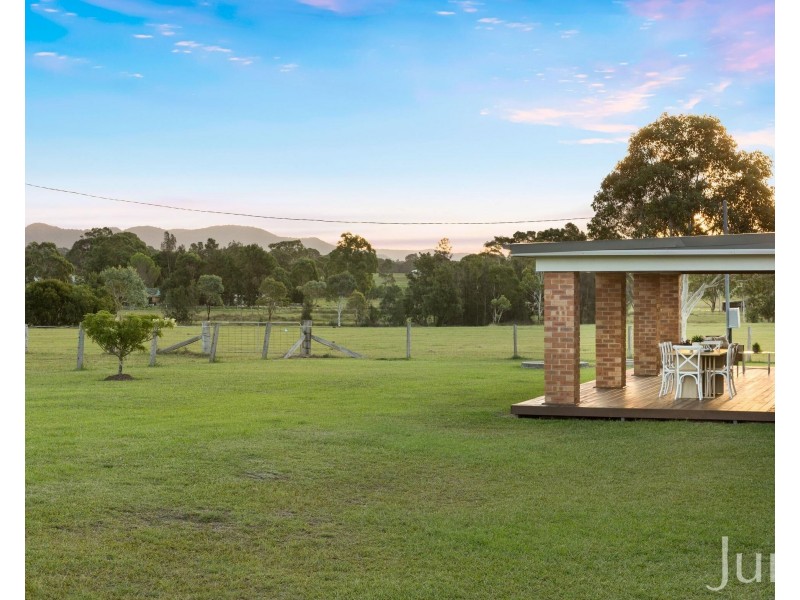 256 Mill Lane, Quorrobolong NSW 2325