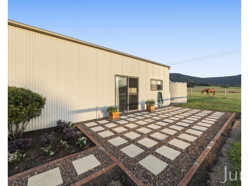 256 Mill Lane, Quorrobolong NSW 2325