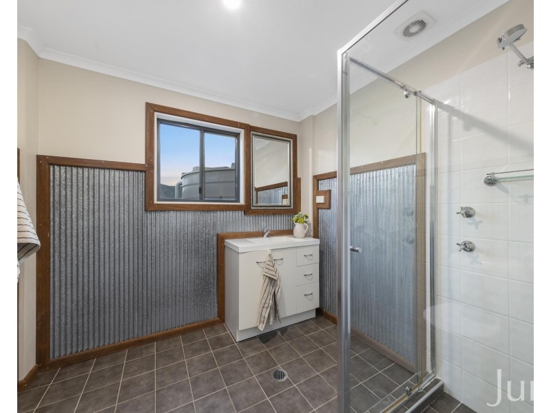 256 Mill Lane, Quorrobolong NSW 2325