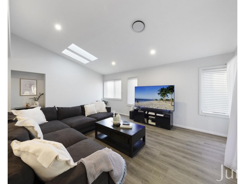 9 Rigby Drive, North Rothbury NSW 2335