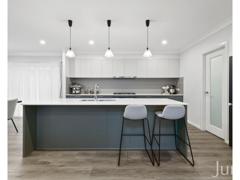 9 Rigby Drive, North Rothbury NSW 2335