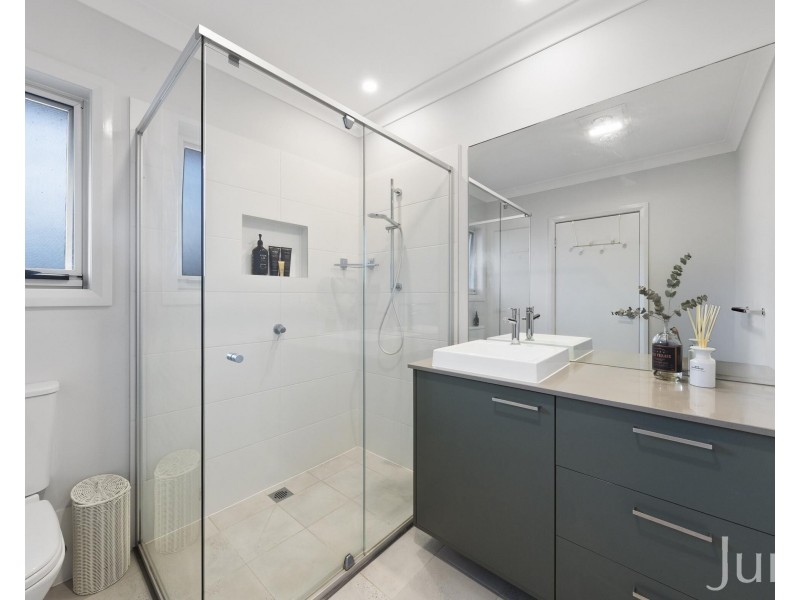 9 Rigby Drive, North Rothbury NSW 2335