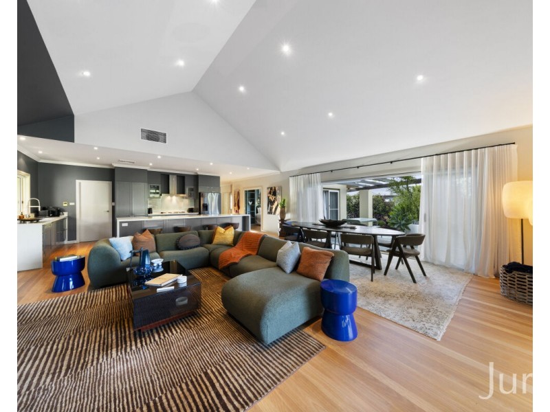 18 Peppertree Drive, Pokolbin NSW 2320