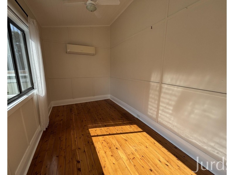 87 Desmond Street, Cessnock NSW 2325