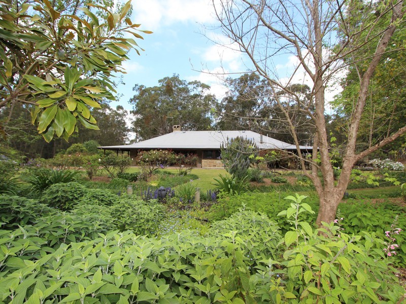 72 Gillards Road, Pokolbin NSW 2320