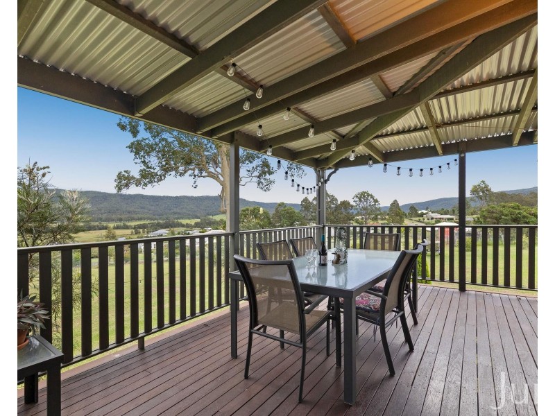 46 Davis Street, Millfield NSW 2325