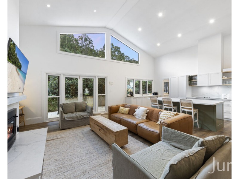 24 Coolawine Road, Wollombi NSW 2325