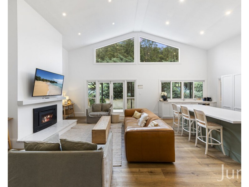 24 Coolawine Road, Wollombi NSW 2325