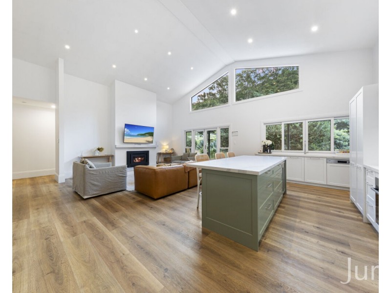 24 Coolawine Road, Wollombi NSW 2325