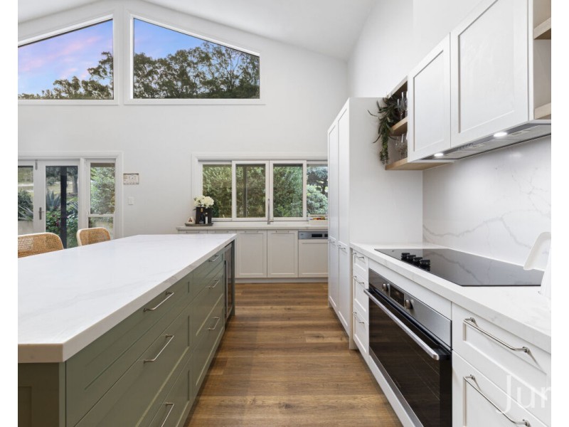 24 Coolawine Road, Wollombi NSW 2325
