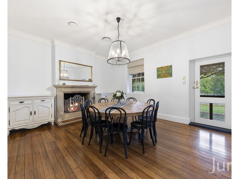 24 Coolawine Road, Wollombi NSW 2325