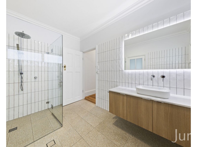 24 Coolawine Road, Wollombi NSW 2325
