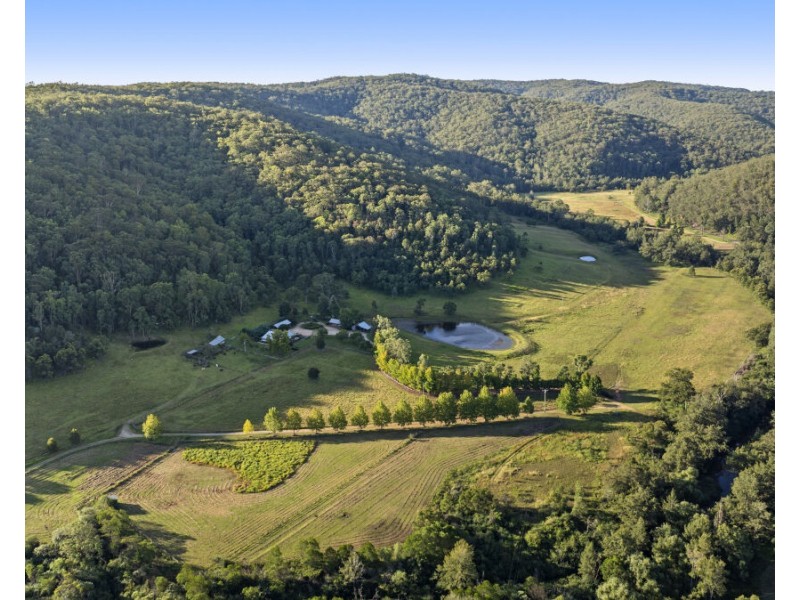 24 Coolawine Road, Wollombi NSW 2325