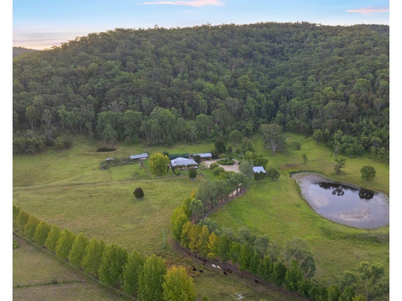 24 Coolawine Road, Wollombi NSW 2325