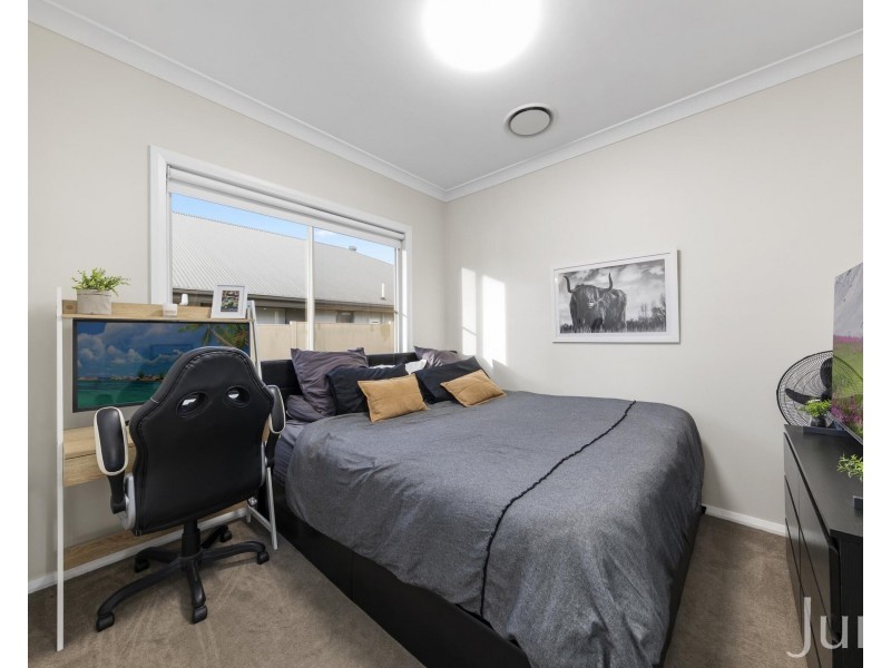 6 Bendeich Drive, North Rothbury NSW 2335