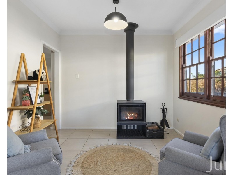 56 Mount View Road, Cessnock NSW 2325