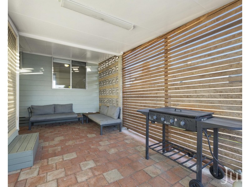 56 Mount View Road, Cessnock NSW 2325