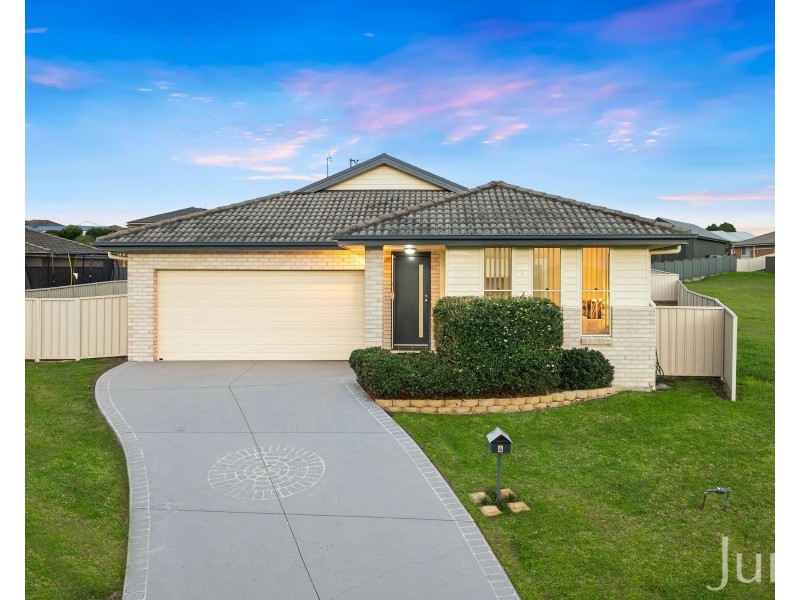 4 Laurie Drive, Raworth NSW 2321