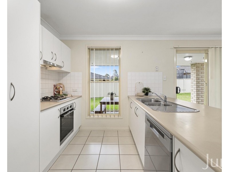 4 Laurie Drive, Raworth NSW 2321