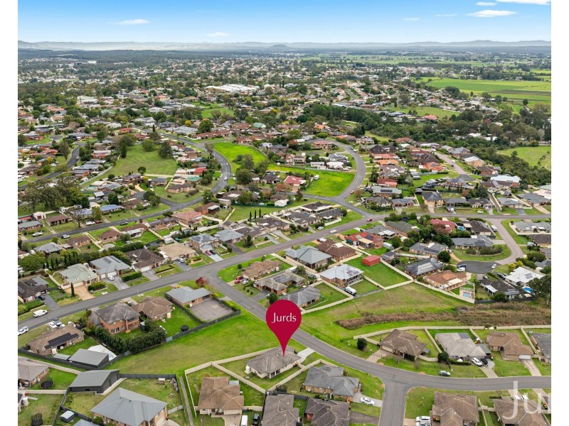 4 Laurie Drive, Raworth NSW 2321