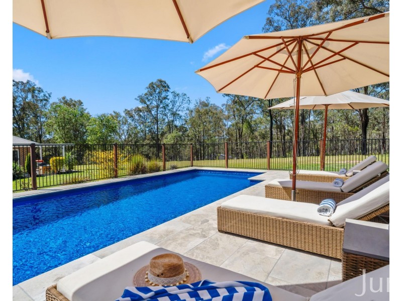 60 Blackburn Close, Lovedale NSW 2325