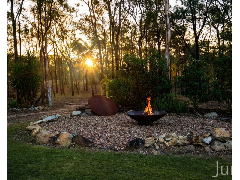 60 Blackburn Close, Lovedale NSW 2325