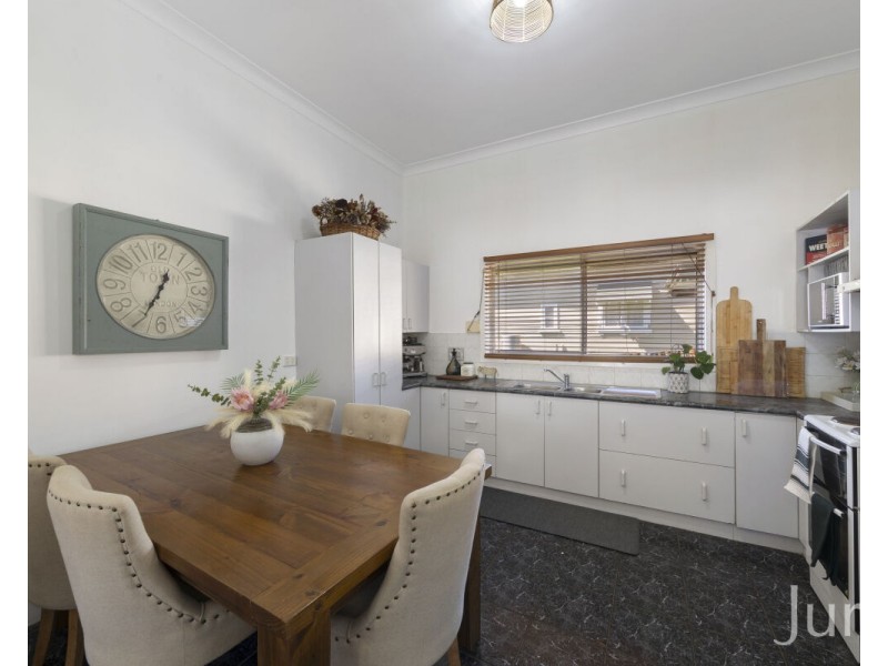 126 Harle Street, Abermain NSW 2326