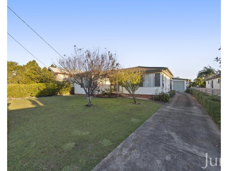 33 Moore Street, Cessnock NSW 2325