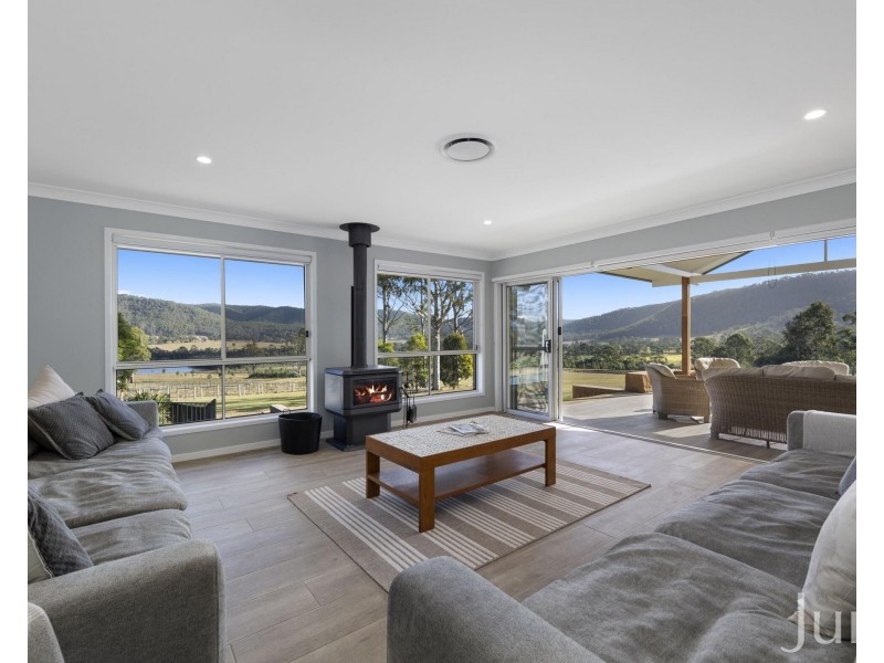 1587 Mount View Road, Millfield NSW 2325