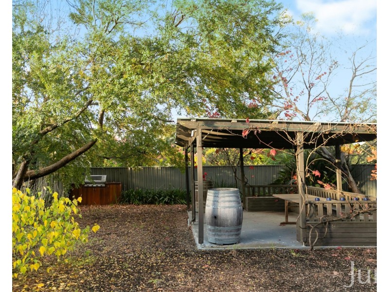 389 Wilderness Road, Lovedale NSW 2325
