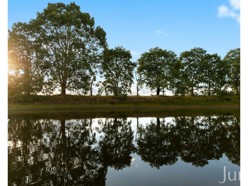 389 Wilderness Road, Lovedale NSW 2325