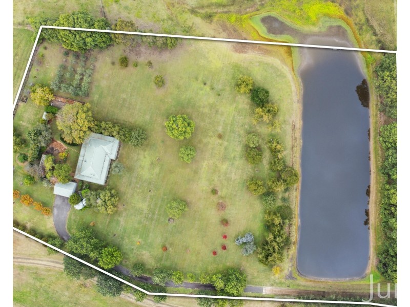 389 Wilderness Road, Lovedale NSW 2325
