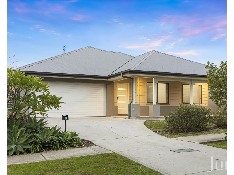 9 Abberton Parkway, North Rothbury NSW 2335